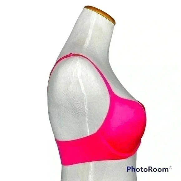 Victoria's Secret Hot Pink Push-Up Bra - Picture 5 of 8